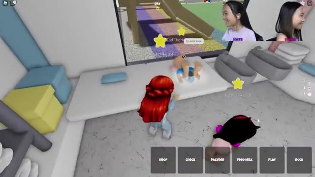 Kate cares for babies at Twilight Daycare! 🍼 | Roblox Roleplay