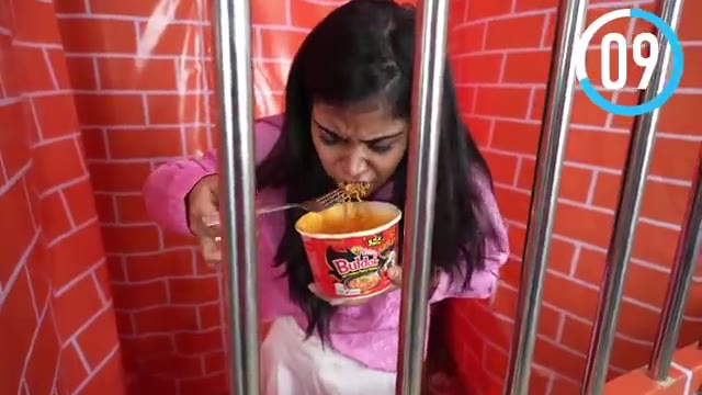 Extreme HOT🥵 V/S COLD🥶 Jail Challenge!