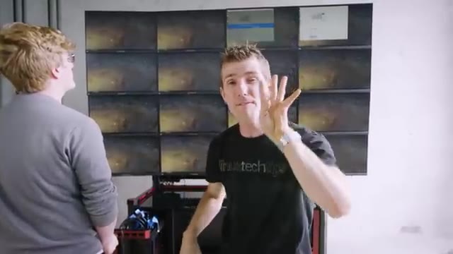 GAMING at 16K RESOLUTION?? – HOLY $H!T