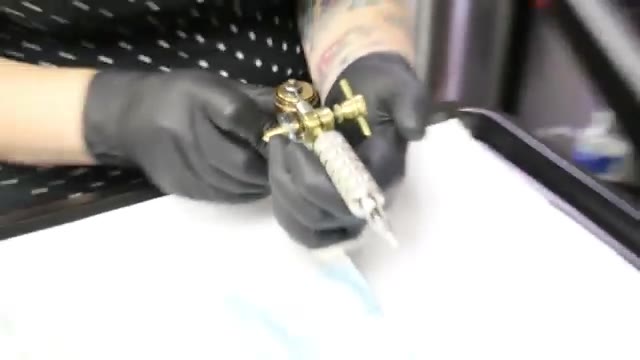 TATTOOING Close Up (in Slow Motion) - Smarter Every Day 122