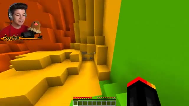 Minecraft MYSTERY Door Boy vs Girl Challenge!