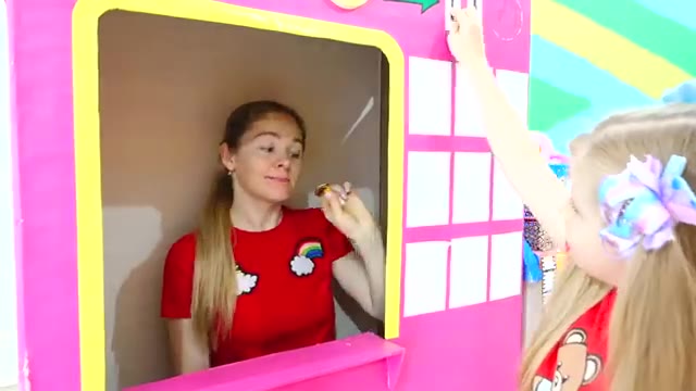 Diana and Roma play Cinema challenge